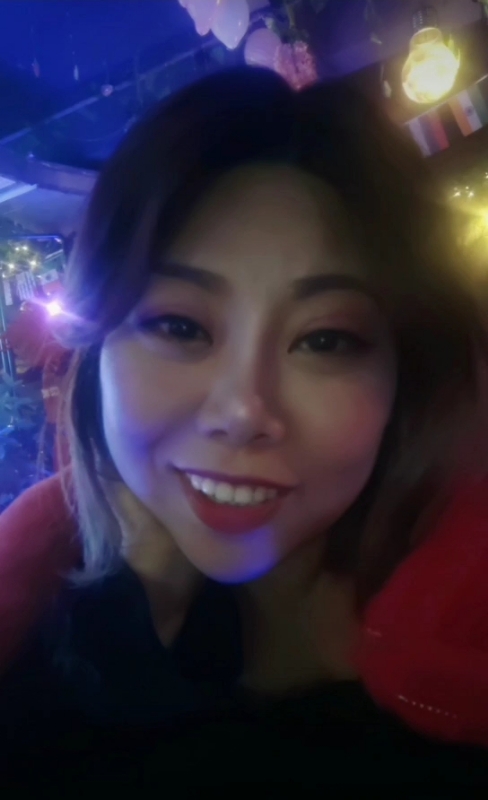 收快递的费仙女的第一张照片--涡阳王婆说媒